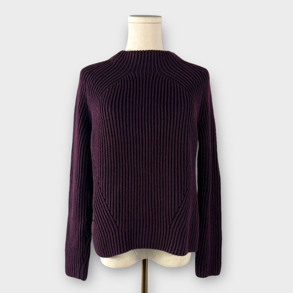 Athleta Rockland Sweater in Auberge/Black Size Small